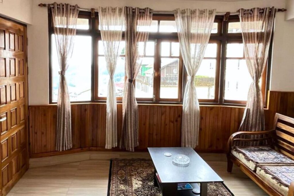 Kanchenjunga view stay at Himawas, Hotel, Homestay in Darjeeling