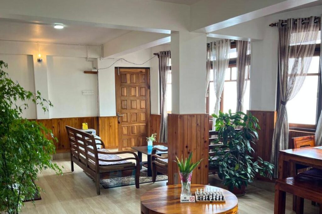 Kanchenjunga view stay at Himawas, Hotel, Homestay in Darjeeling