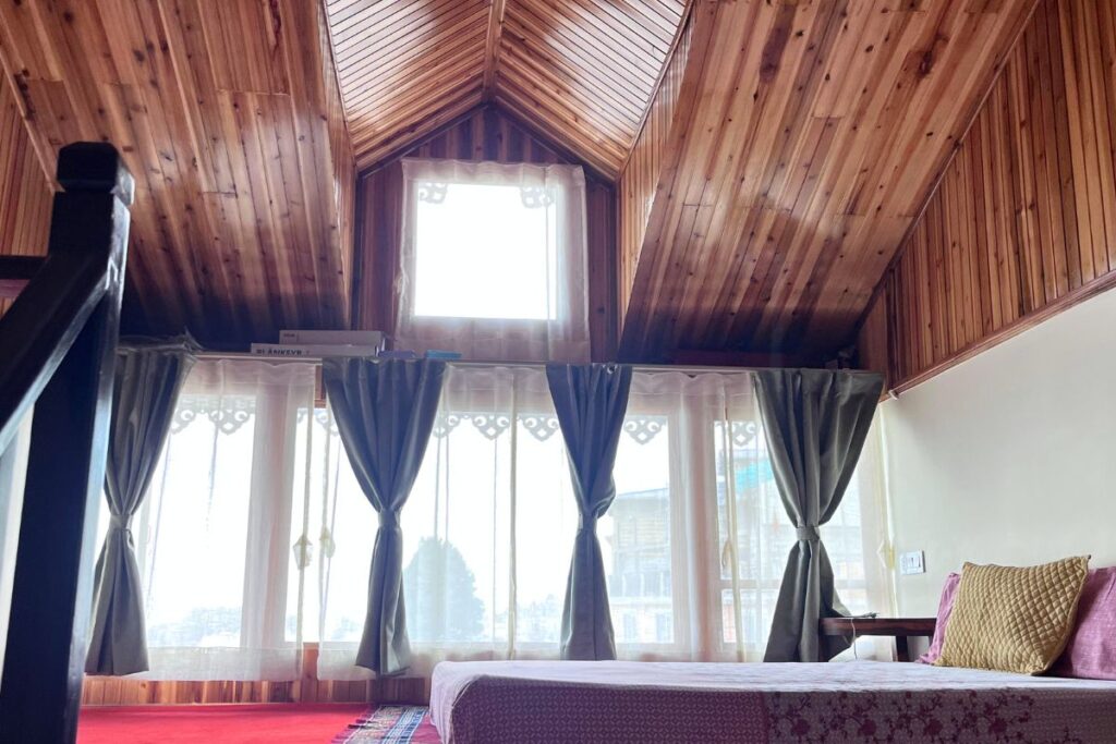 Kanchenjunga view stay at Himawas, Hotel, Homestay in Darjeeling